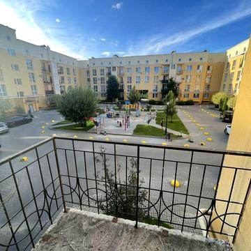 Печерська вул., 24