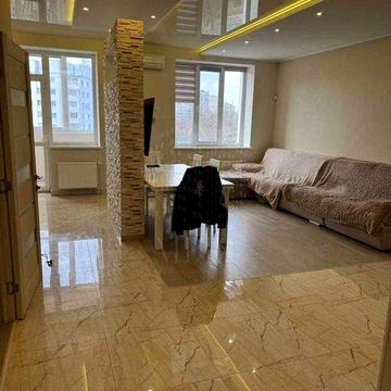 Продам 4к кв 130кв м , евроремонт ,метро Победы