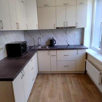 Оренда 2х.кім. квартири вул. Машиністів( бічна Повітряної)