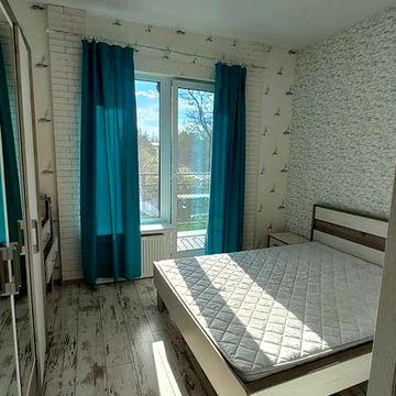 Сдам 2х-комнт. в ЖК Маринист с балконом, 2эт. Маячный пер.