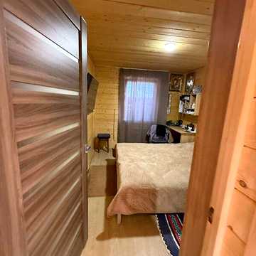 Продаж 3к Дім Дмитра Павличка (Єсеніна) вулиця