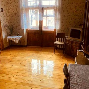 Продам 2х ком.полнометражную кв-ру в центре, ул.Лобановского 2эт.5ти эт.дома