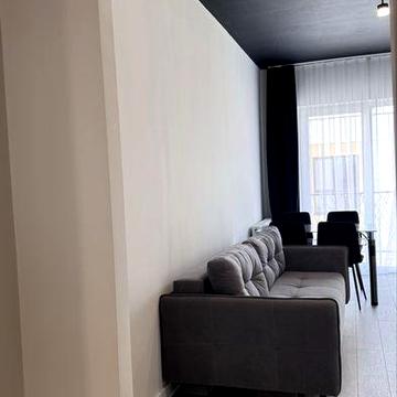 Перша здача. Велика 1,5 кімнатна. ЖК Садовий