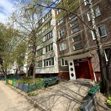 3 кім квартира вул Космонавтів 2,за м-ном «Седам»