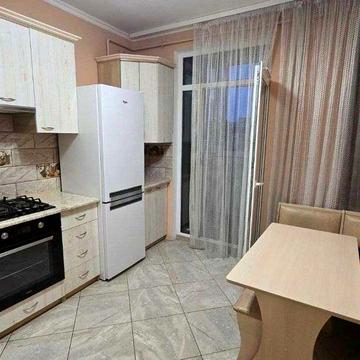 Здається в оренду однокімнатна квартира в новобудові по вул. Угорська, 14