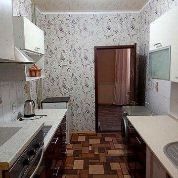 продам частину будинку 2 кімнати район ЛШМБ (БСМП) свіжий ремонт,заїзд для авто, навіс