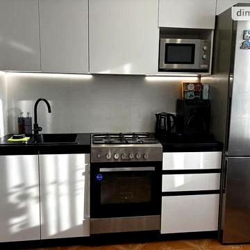 Продаж 3к Квартира Михайла Грушевського вулиця