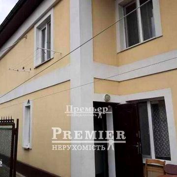 Не адреса, а мрія - будинок, де море через дорогу!