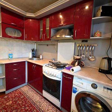 Трёхкомнатная квартира на ЮГОКе, газовая автономка