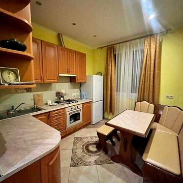 Довгострокова оренда 1к Квартира Юрія Руфа (Некрасова) вулиця