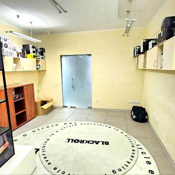 Олеся Гончара вул., 35