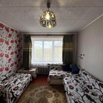 Продаж компактної 1 кімнатної в центрі міста в цегляному будинку.