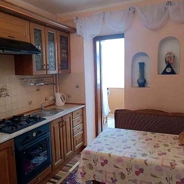 Набережна біля Нафти і Газу!