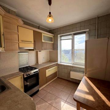 Оренда 2-к квартири  ТЦ Голлівуд