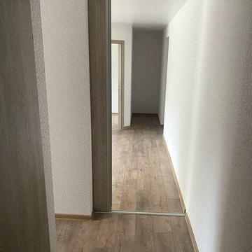 Продам 3-х кімнатну квартиру у центрі