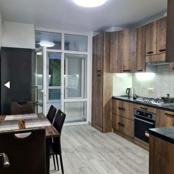 Оренда 2 кім кв, новобудова вул Карла Мікльоша