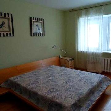 3-к квартира, 105 м2,  вул. Відпочинку 12. ІНВЕРТОР, АКОМУЛЯТОР 10 ВАТ