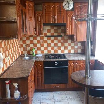 Здається 2 кім. квартира! Р-н лікарні!