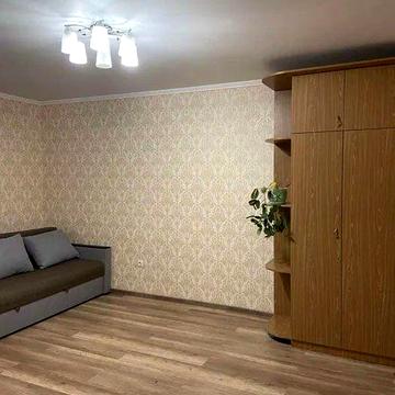 Здам на тривалий термін 1 кімнатну квартиру