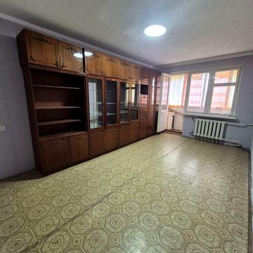 Продам квартиру поряд з парком