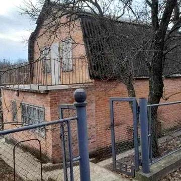 Дача з земельною ділянкою 12 соток по вигідній ціні.