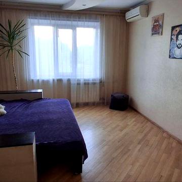 Оренда 2к квартири з ремонтом, пр. Червоної Калини,95А