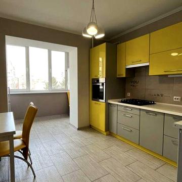 Оренда 3к квартири | 93м2 | Центр (Старкон.шосе) | ТОРГ