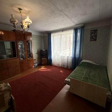 Продам свою квартиру, 2 этаж, не угловая