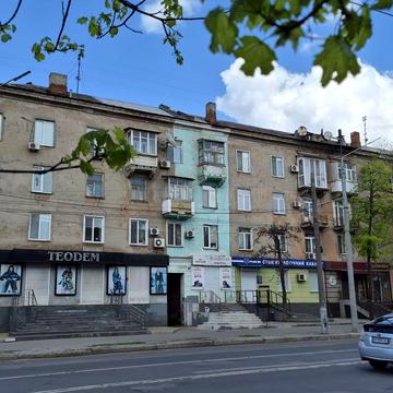 Продам 3х кімнатну квартиру/ Сталінка/ пр.Університецький/ Гагаріна/ 96-97 квартал