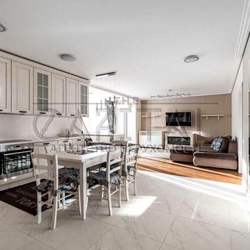 Продажа 3к квартиры Деловая 2Б Печерский район Центр средний этаж