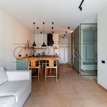 Продаж 2-к квартира 82 м² у ЖК Комфорт Таун | дизайнерський ремонт | автономність ЖК Комфорт Таун