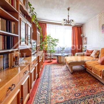 Продаж 1к квартири біля метро в Голосіївському районі