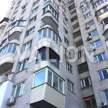 Продаю 3 к квартиру в Голосіївському районі на вул. Лобановського, 128
