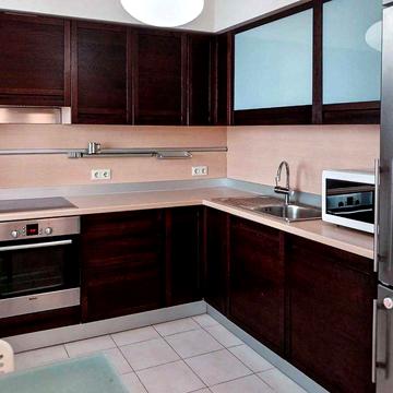 3 кв-ра, вул Липківського, Євроремонт, меблі. Ліфт працює завжди. ТОРГ