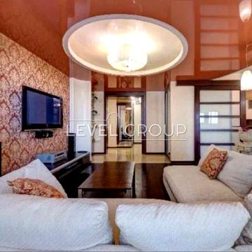 Продаж 2-кімн квартири на вул. Верховинна 35