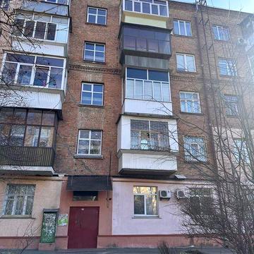 Продаж квартири центр сталінка печерськ Миколи Міхновського