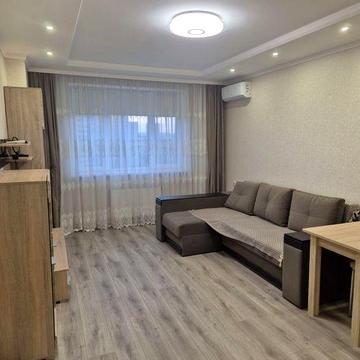 Здається  1-кімнатна квартира по вул. Албомасова, 7.