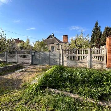 Продаж будинку  Карачуни
