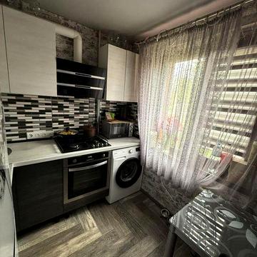 2 кімн Покровськ район 2 поверх, ремонт, меблі, МОЖНО СЕРТІФІКАТ