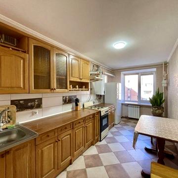 Простора двокімнатна квартира в новобудові!