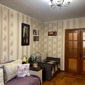 Продаж 2к Квартира Космонавтів проспект