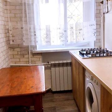 Сдам 1 комн квартиру после ремонта от хозяина .