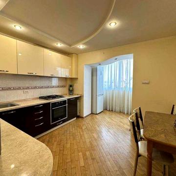 Продаж 3 кімн Харківська 44(Декабристів) /ЦЕНТР/