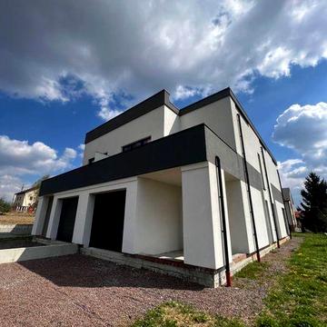 Продаж сучасного котеджу в затишній локації поблизу Львова