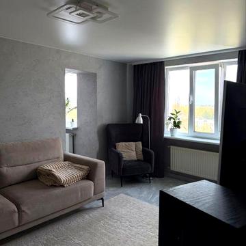 Продам 2-кімнатну квартиру