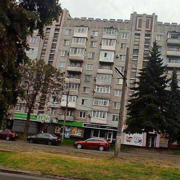 Продам  свою  2 квартиру(чешка)ЦНАП ,пр.Васыля Стуса 19