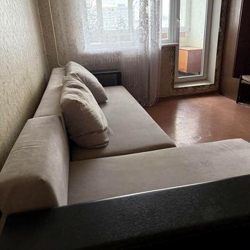 Супер!!! Сдам 1 кв метро Дворец Спорта Каденюка 6000 гр.