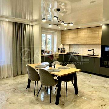 Продам 2к квартиру 73м2 / 2 поверх / новий ремонт / Харківське Шосе