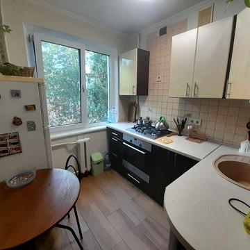 Сдам 3ком кв Небесной сотни д.59