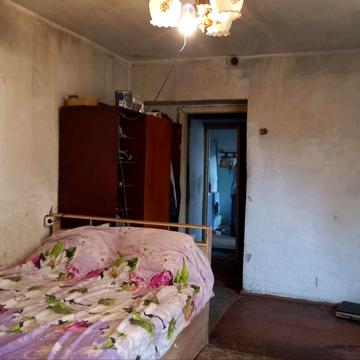 Центральна вул., 12